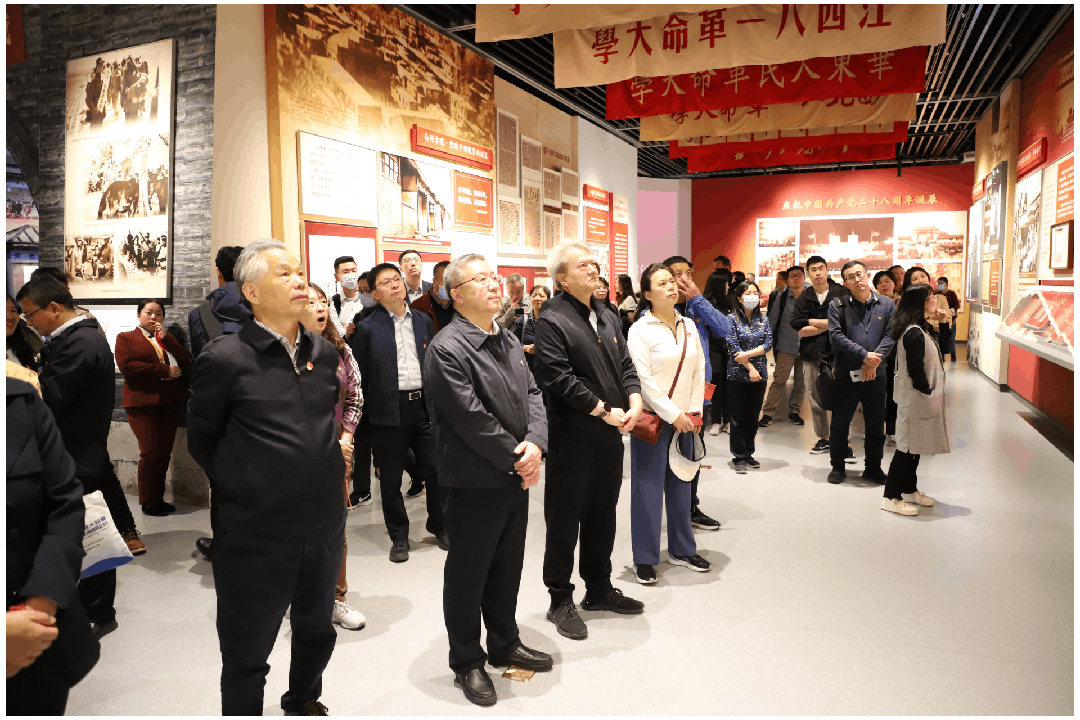 1697702020948674.gif 1697702020948674.gif