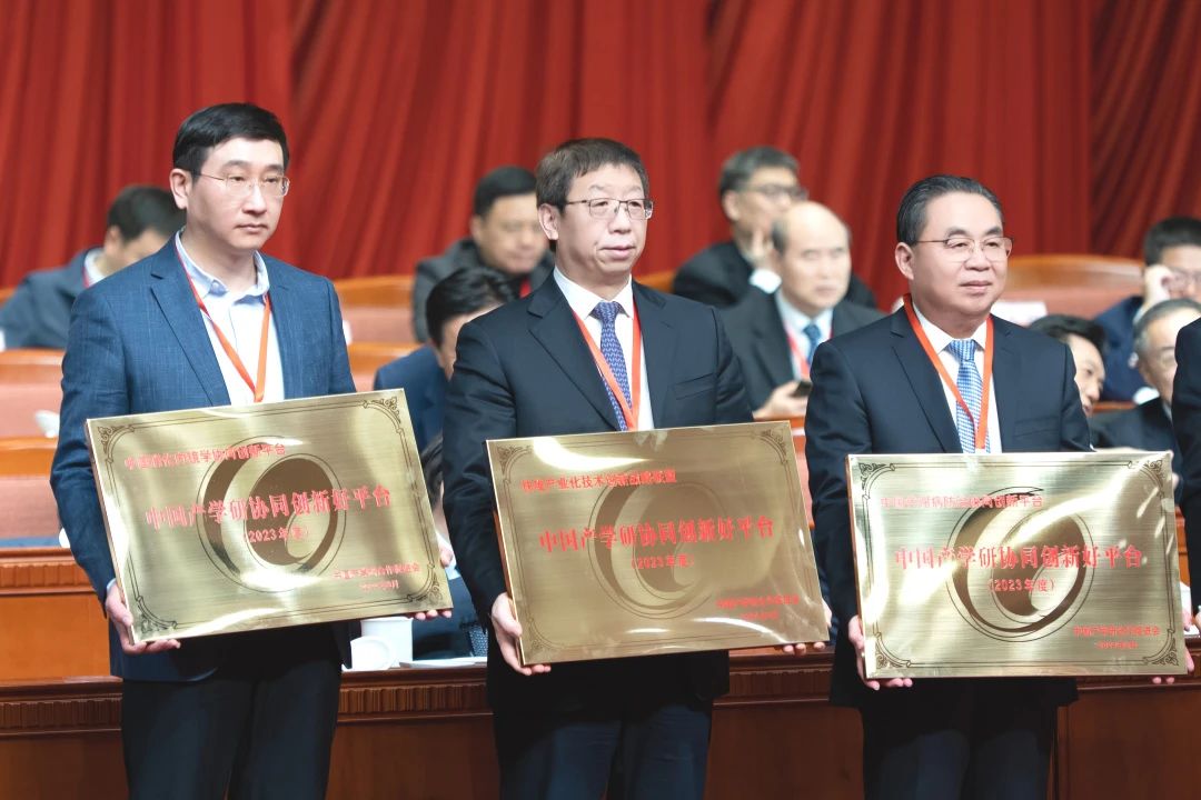 1711066737213082.jpg 1711066737213082.jpg