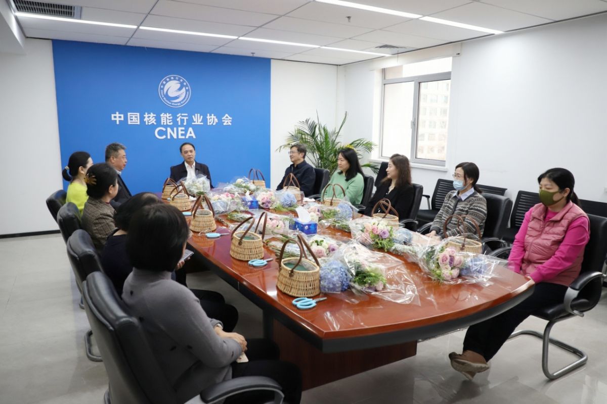 1741598659624704.png 1741598659624704.png