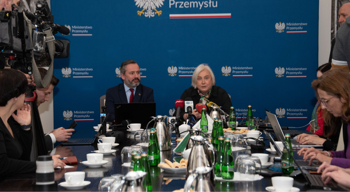 1742434383470926.png 1742434383470926.png